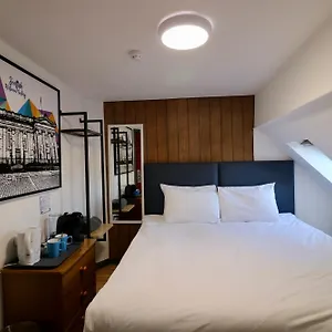  Hostel St Christopher's - Original