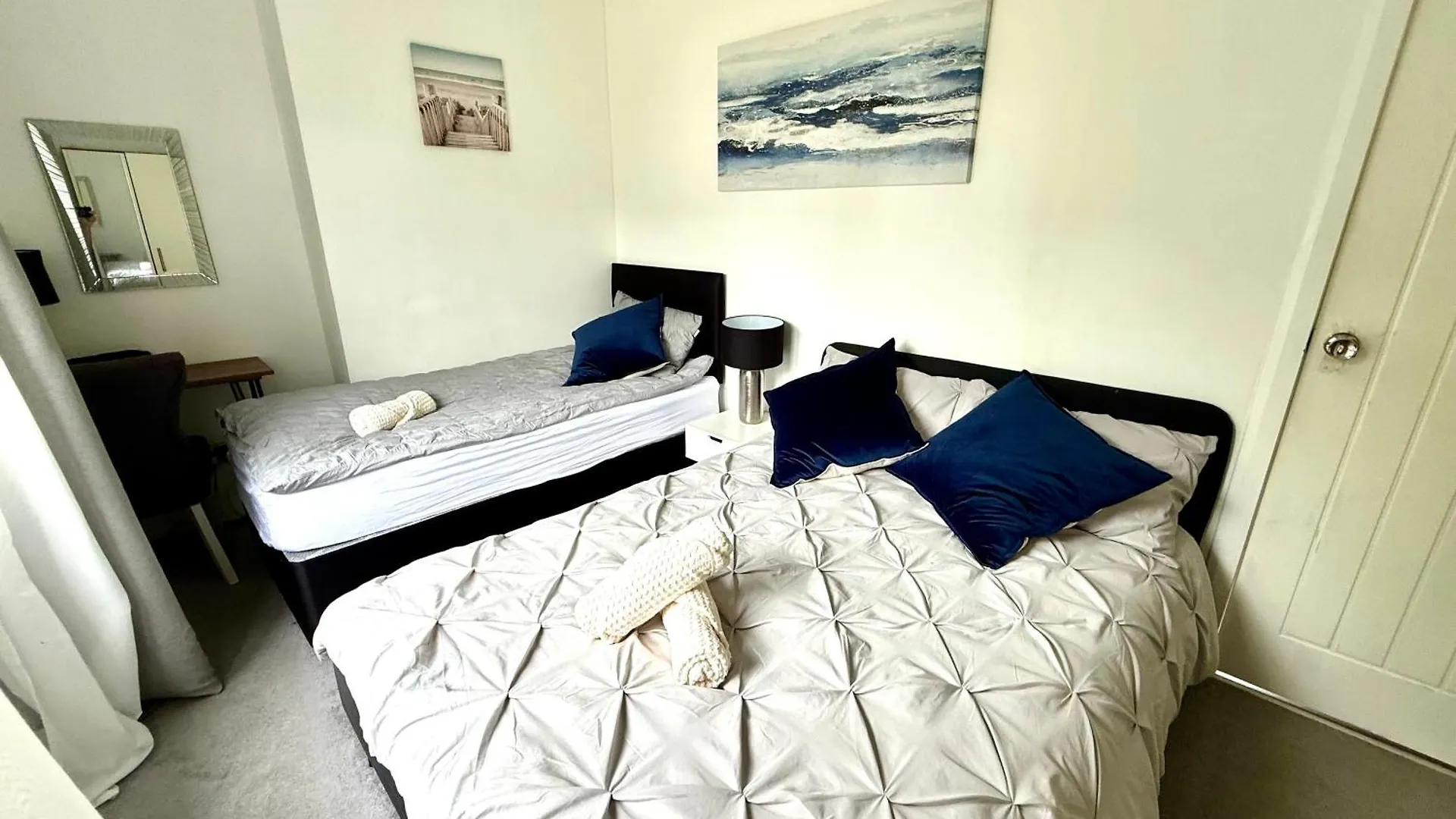 Casa de Férias South Gyle House - Superfast Wifi And Free Parking - 7 Minutes To Edinburgh Airport Vila