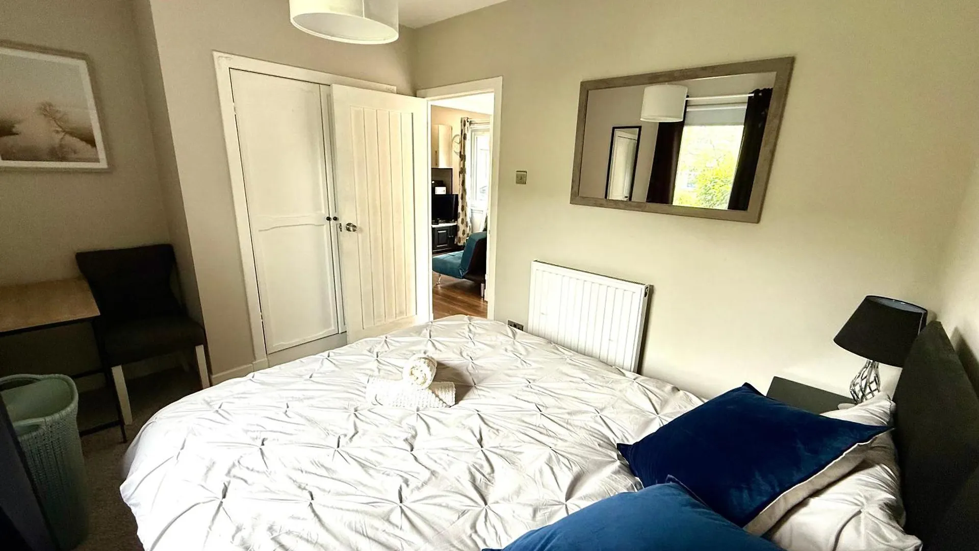 South Gyle House - Superfast Wifi And Free Parking - 7 Minutes To Edinburgh Airport Vila